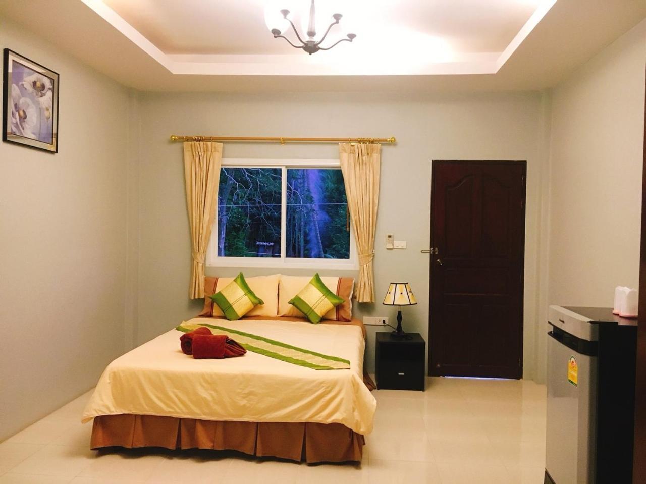 Bussarin Mansion Koh Yao Yai Aparthotel เกาะยาวใหญ่ ภายนอก รูปภาพ