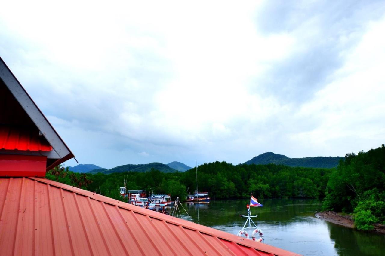 Bussarin Mansion Koh Yao Yai Aparthotel เกาะยาวใหญ่ ภายนอก รูปภาพ