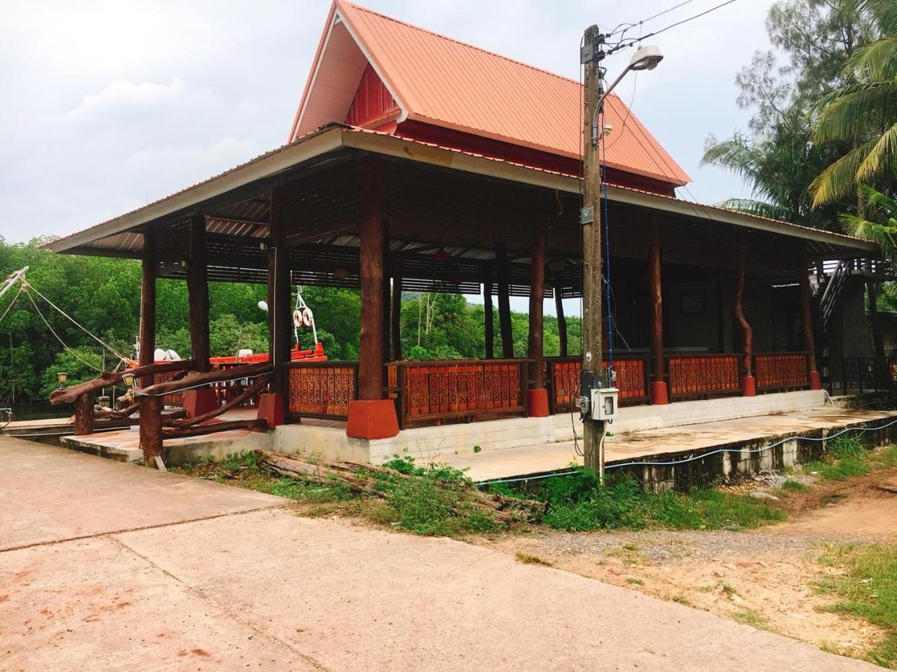 Bussarin Mansion Koh Yao Yai Aparthotel เกาะยาวใหญ่ ภายนอก รูปภาพ